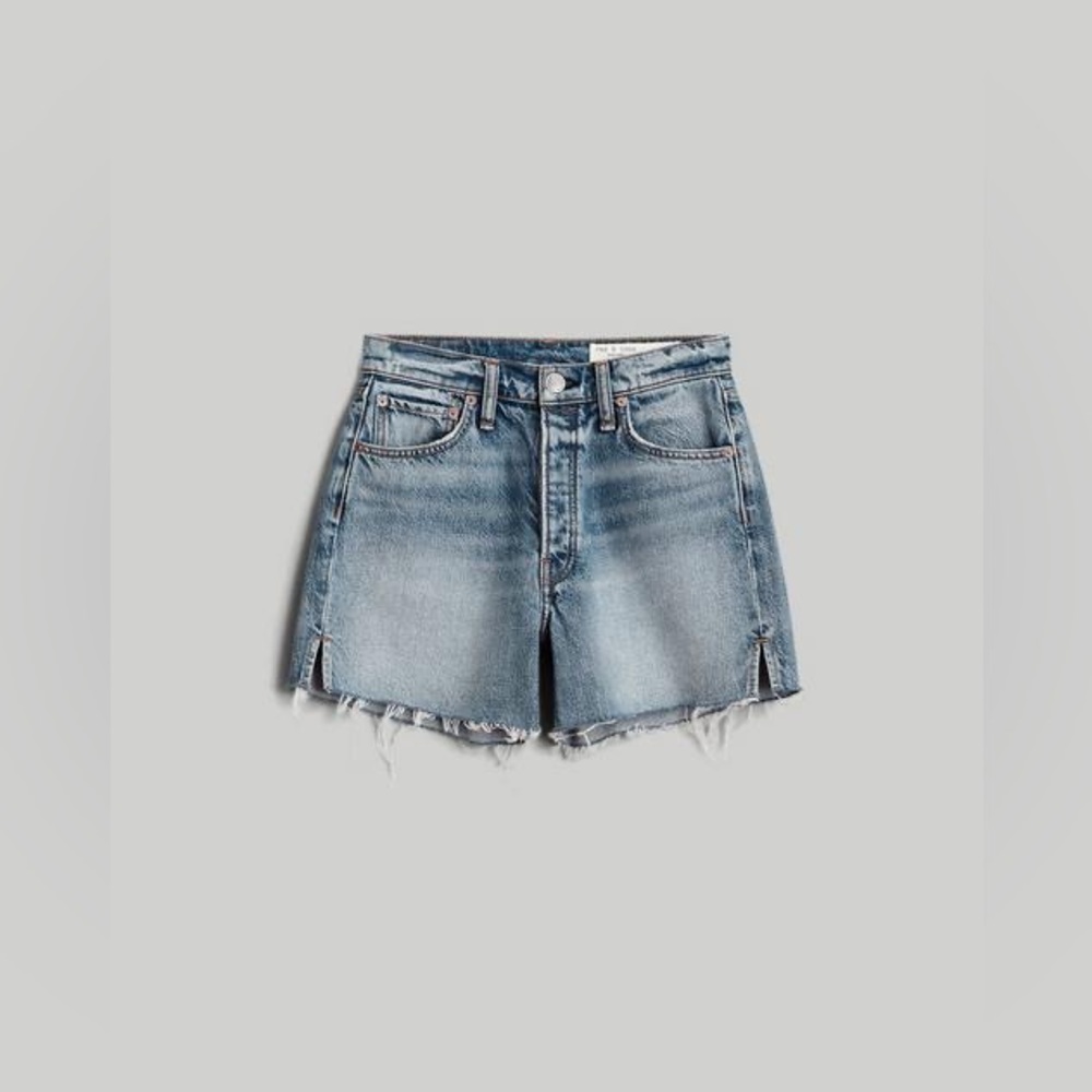 Tried on once Rag and Bone Vintage High Rise Short size 25